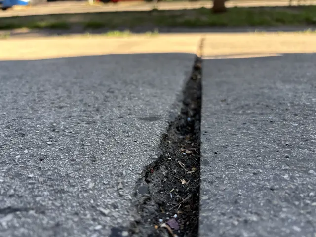 "Kleinste Erschütterungen spürst du sofort im Genick", erzählt Heinrich. | Foto: Michael Marbacher/MeinBezirk