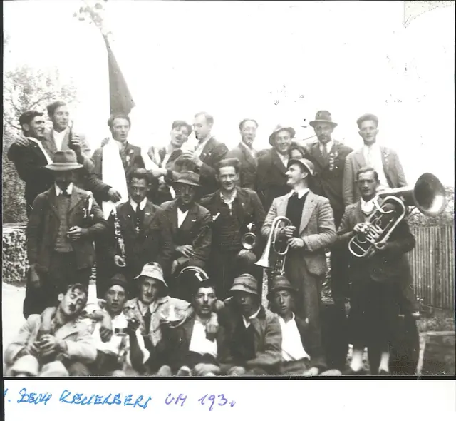 Die Kellerberger Zech um 1930 bestand rein aus Männern. | Foto: Marktgemeinde Weißenstein