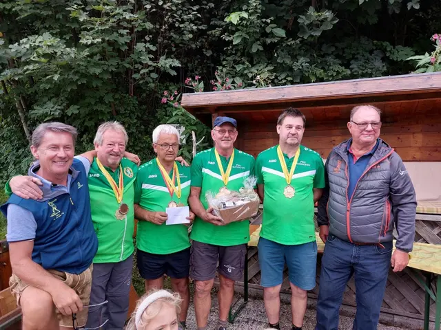 Vlnr.: Harald Palli, Franz Bachmann, Peter Rohrmoser, Peter Zehentmayer, Günter Rager und Jakob Dorfer.