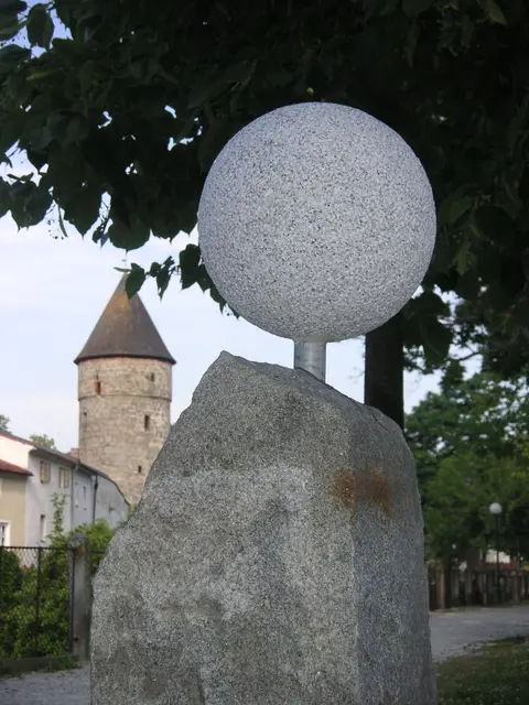 Am Planetenweg sind Steinfiguren, die die größten Planeten des Sonnesystems darstellen. | Foto: TVB Mühlviertler Alm Freistadt