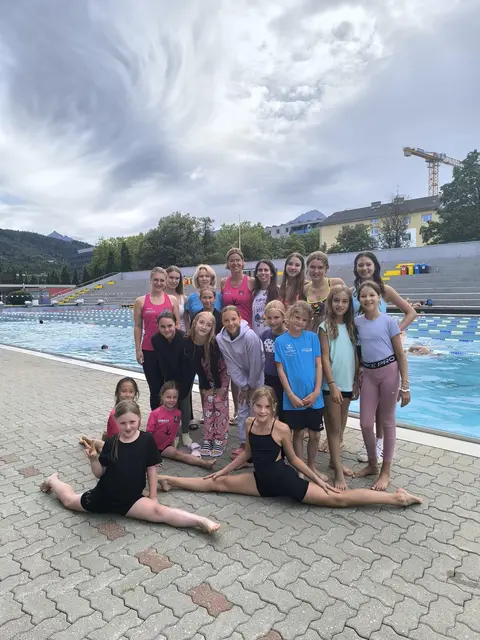 Technik, Küren und Teamgeist: Intensive Trainingsstunden in Innsbruck. | Foto: Verein Synchronschwimmen Tirol
