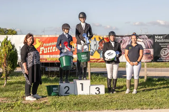 Dank Sonnenwetter wurde das Turnier freundlich angenommen. Pferde erlebt man nicht jeden Tag. | Foto: Doris Reiner
