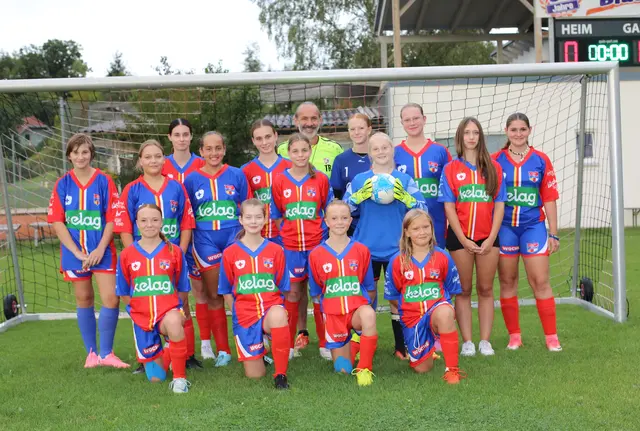 Beim U14-Mädchenteam des SV ASKÖ Sittersdorf steht der Zusammenhalt, die Weiterentwicklung und der Kampf bis zum Schluss ganz oben. | Foto: MeinBezirk/Robert Glinik