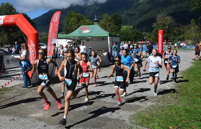 Hexenstart der Mädels. | Foto: Schwaighofer