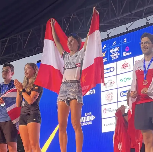 EM-Titel in Istanbul: Triathletin Ute Pirchan stand nach den Bewerben ganz oben am Stockerl. | Foto: Ute Pirchan