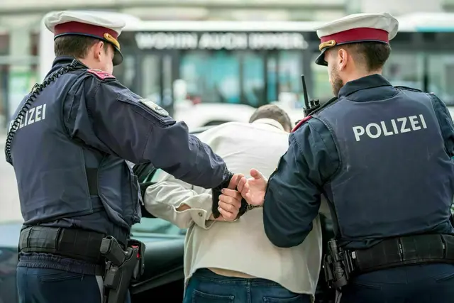 Die Fahndung nach dem Täter verlief bislang negativ. (Symbolfoto) | Foto: MeinBezirk.at