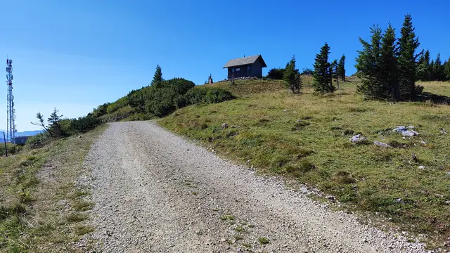 die Kutatschhütte ist eine immer zur Verfügung stehende Notunterkunft, benannt nach einem hier erfrorenen Bergsteiger... | Foto: I.Wozonig