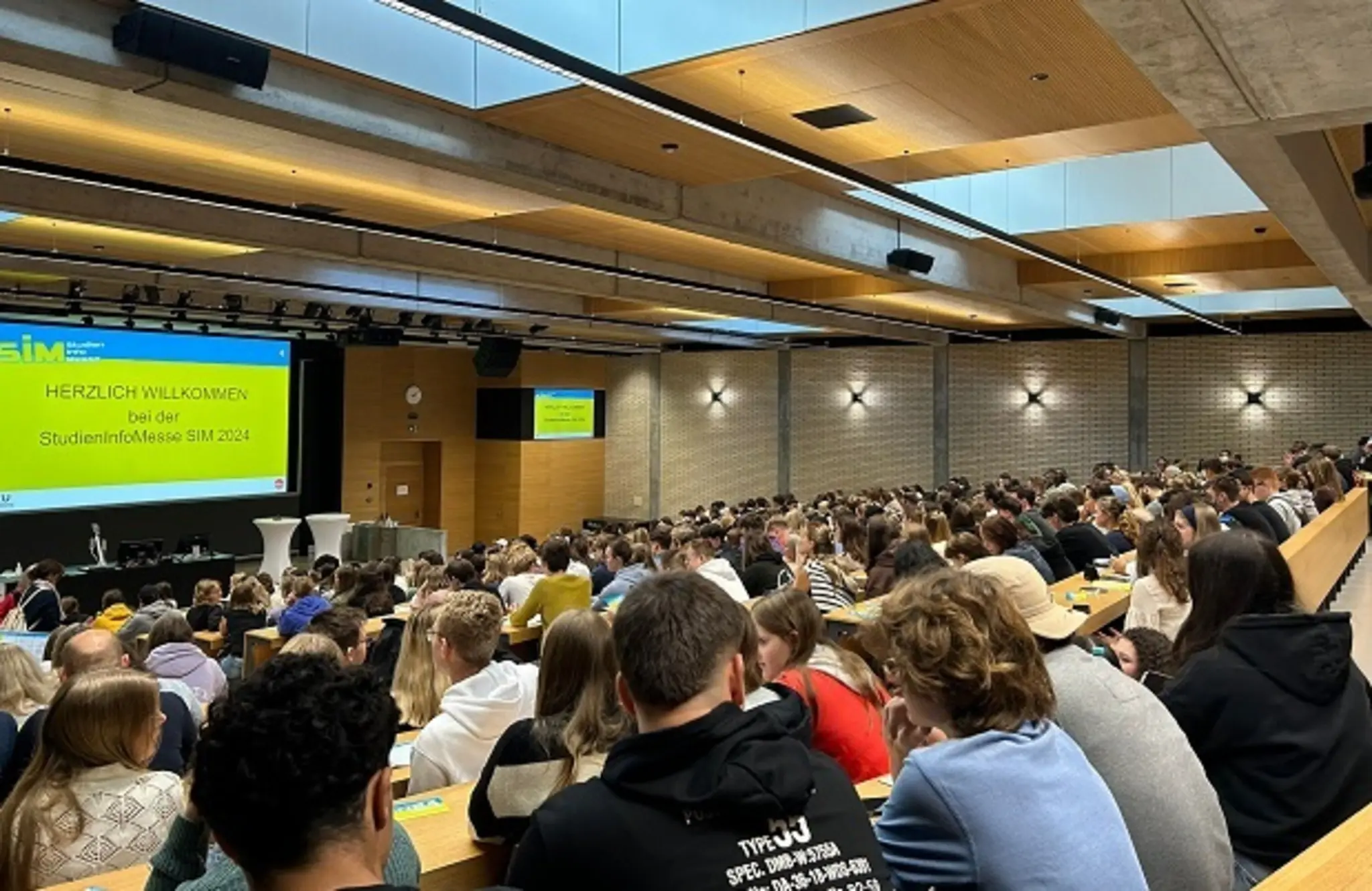 Johannes Kepler Universität Mit der StudienInfoMesse die passende