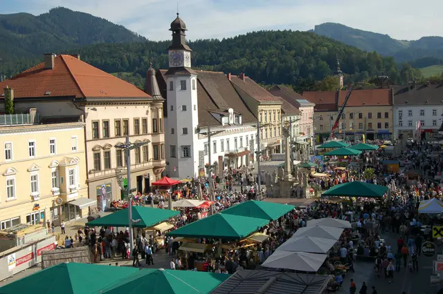 Am 21. September findet wieder das beliebte Stadt-Land-Fest statt – nicht nur am neu gestalteten Hauptplatz, sondern auch am Kirchplatz, der Homanngasse, Timmersdorfergasse und Straußgasse. | Foto: weeber