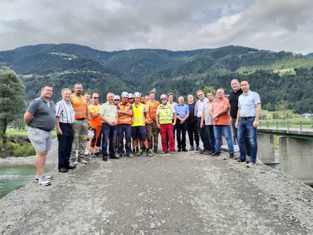 Die Errichtung der Behelfsbrücke ist ein wichtiger Schritt in der Sanierunsphase.  | Foto: Marktgemeinde Kirchbach