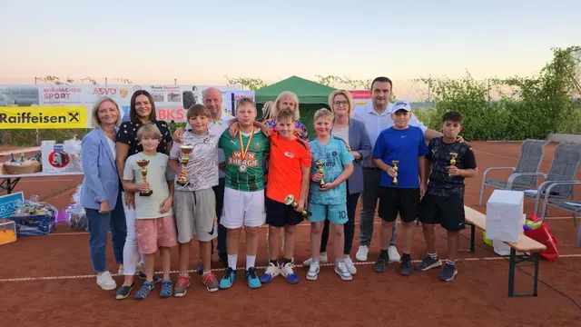 Im Rahmen der Eröffnungsfeier wurde auch dem Nachwuchs eine Bühne geboten. Es wurden Landesmeisterschaften, Clubmeisterschaften sowie eine Kinderolympiade veranstaltet. | Foto: Büro Landtagspräsidentin 