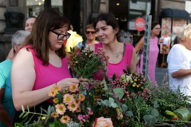 Zum dritten mal rufen Floristinnen und Floristen zum Flashmob in der Wiener Innenstadt auf. | Foto: Maximilian Spitzauer/MeinBezirk