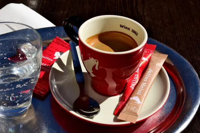 Am 1. Oktober wird Tag des Kaffees gefeiert. | Foto: Istvan/adobe.stock