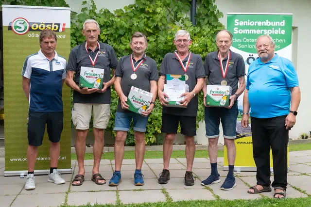 Platz drei der Bundesmeisterschaft im Asphaltstockschießen ging an die Ortsgruppe Atzbach.
| Foto: OÖ Seniorenbund