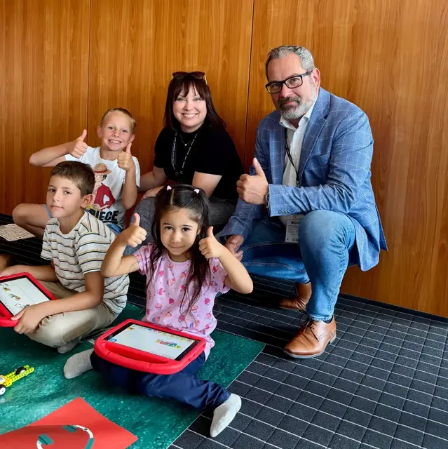 Um Mitarbeiterinnen und Mitarbeitern unter die Arme zu greifen, bietet BRP-Rotax in Gunskirchen eine eigene Krabbelstube sowie Ferienprogramm für Kinder von Angestellten an. | Foto: BRP-Rotax GmbH &amp; Co KG