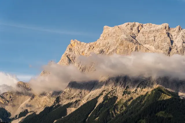 Das Wetter in der Tiroler Zugspitz Arena kann schnell umschlagen, gute Messdaten sind daher besonders wichtig. | Foto: SamOetiker