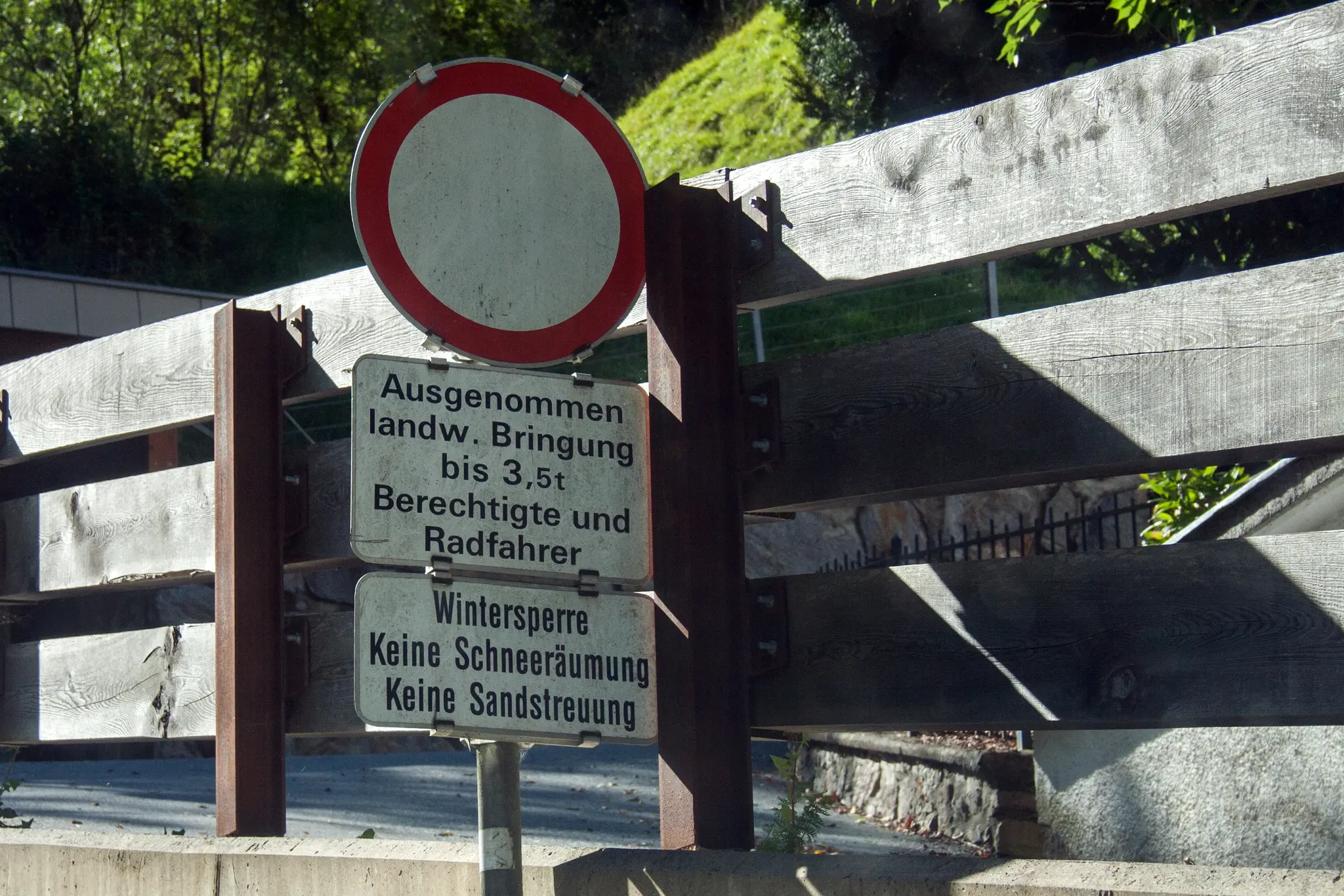 Gef-hrlicher-Gramlach-Radweg-wartet-noch-immer-auf-eine-Entsch-rfung