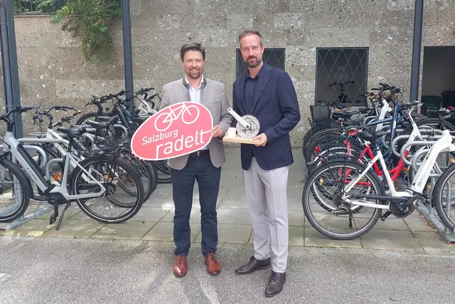 Zehn radbegeisterte (Vize-)Bürgermeisterinnen und Bürgermeister aus Salzburg nahmen heuer die Herausforderung an. Gerald Klaushofer holte den Sieg. | Foto: Land Salzburg/Alexander Paier