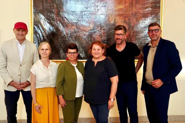 Bundesrat Manfred Mertl, Bundesrätin Daniela Gruber-Prunner, Bundesrätin Bernadette Kerschler, Bundesministerin Korinna Schuhmann,
Fraktionsvorsitzender Bundesrat Christian Fischer und Bundesrat Martin Peterl. | Foto: SPÖ