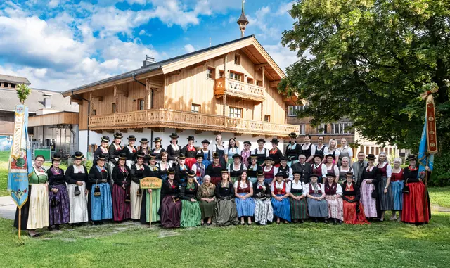 Die Frauenschaft Bruck feiert heuer ihr 100-jähriges Bestehen. | Foto: Foto Christine