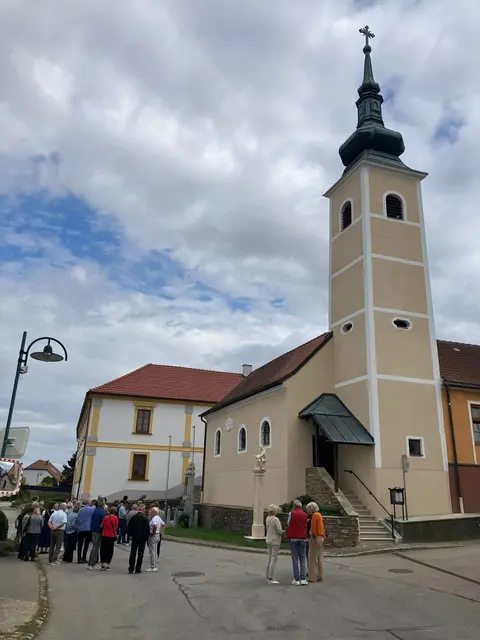 Die feierliche Wiedereröffnung der Kapelle in Klein-Meiseldorf war ein Herzensprojekt der gesamten Gemeinde Meiseldorf. | Foto: Gemeinde Meiseldorf