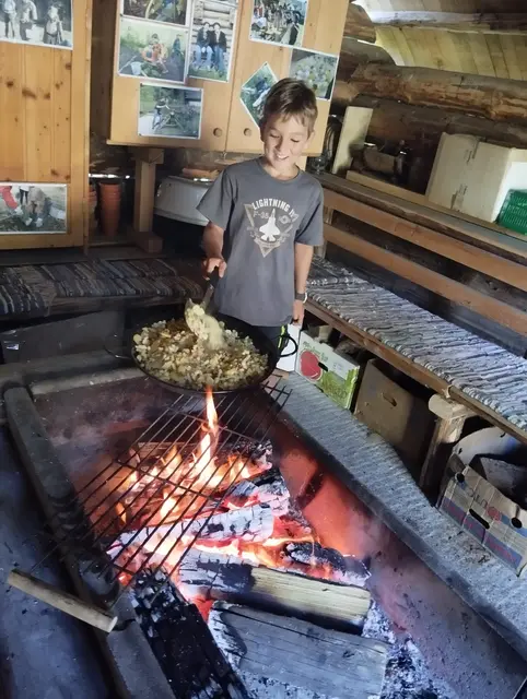 Stärkung beim Nockerlkochen im Clementiduck