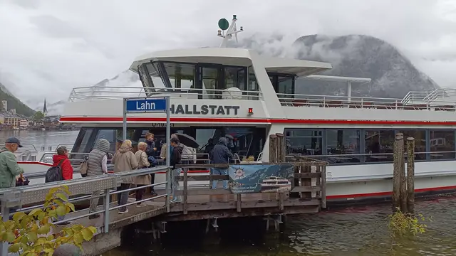 Am Mittwoch den 10.September 2025 war es Anif wiederum Zeit zum Senioren-Tag.
Dieses Jahr war Hallstatt für 215 Senioren*Innen das auserwählte Ziel.
Hallstatt - Bootsfahrt !