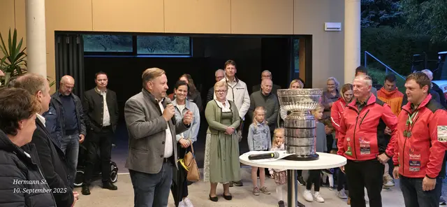 Bundesrat Franz Ebner übermittelt Grußworte | Foto: Stoiber