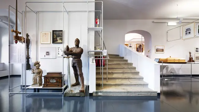 Das Nordico Stadtmuseum bietet eine spezielle Tastführung für Menschen mit und ohne Sehbeeinträchtigung an. | Foto: Nordico