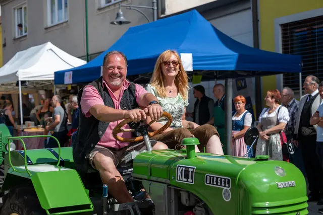 Steinmetzmeister Walter Hillebrand mit seiner Frau Silvia | Foto: Manfred Hanus