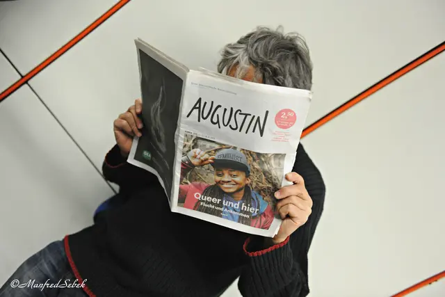 Die Wiener Straßenzeitung "Augustin" feiert Geburtstag. Im Wien Museum werden die Jahrzehnte nochmal Revue passiert. | Foto: Manfred Sebek