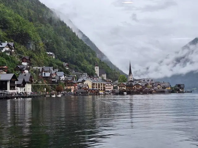 Am Mittwoch den 10.September 2025 war es Anif wiederum Zeit zum Senioren-Tag.
Dieses Jahr war Hallstatt für 215 Senioren*Innen das auserwählte Ziel.
Hallstatt !