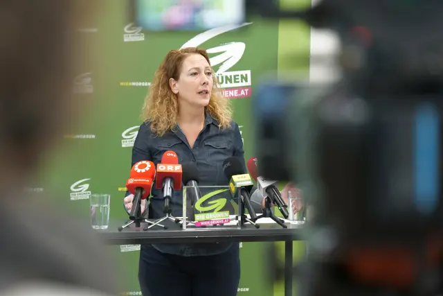 Im Rahmen eines angekündigten "heißen politischen Herbstes" haben die Grünen einen Sondergemeinderat zum Sparpaket der rot-pinken Stadtregierung beantragt. Hier zu sehen: Parteichefin Judith Pühringer. | Foto: Max Spitzauer/MeinBezirk