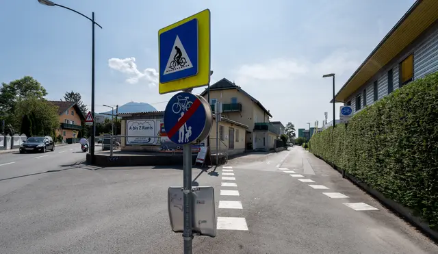 Die Fahrradstraße Scherenbrandtnerhofstraße ist in die Jahre gekommen und wird deswegen ab Mitte September für gut zwei Monate saniert. | Foto: Stadt Salzburg/Alexander Killer