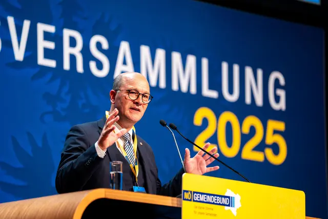 NÖ Gemeindebund-Präsident Johannes Pressl - mit 97,2 Prozent im Amt bestätigt. | Foto: Gerald Prüller