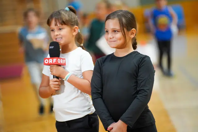 Auch der ORF stattete der Veranstaltung einen Besuch ab. Zwei teilnehmende Mädchen wurden so zu kleinen "Fernsehstars". | Foto: ÖBSV