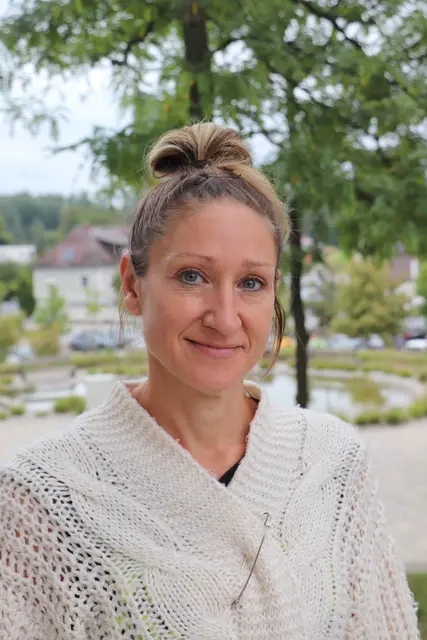 Barbara Guttmann: "Bei Kindern ist der spielerische Zugang wichtig, der soll bis ins Erwachsenenalter bleiben. Man braucht sich nur aus der Komfortzone herausholen, dann findet man beim Tanz einen Zugang zu sich und seinen Körper". | Foto: Edith Ertl