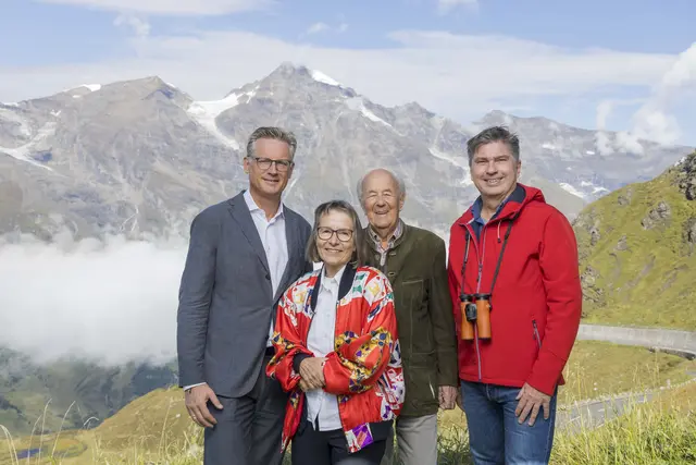 r. Johannes Hörl (Vorstand Großglockner Hochalpenstraßen AG), Dr.in Inge Illich (ehem. Mitarbeiterin Haus der Natur), HR Prof. DDr. Eberhard Stüber (ehem. Direktor Haus der Natur, Präsident Naturschutzbund Österreich und Landesumweltanwalt) und Dr. Robert Lindner (Direktor Haus der Natur und Juryvorsitzender Glockner Öko-Forschungs-Fonds) | Foto: Christian Leopold