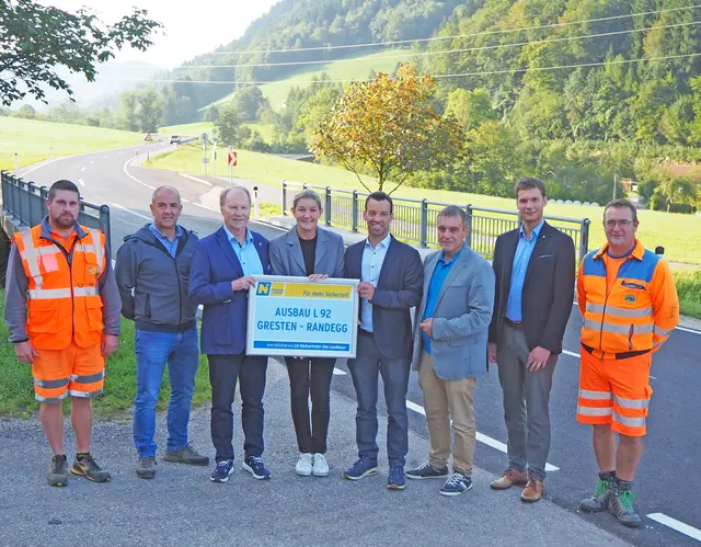 Die Fahrbahn der Landesstraße 92 zwischen Randegg und Gresten wurde rundum erneuert. | Foto: Gertraud Mühlbachler/NÖ Straßendienst