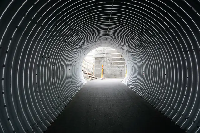 MeinBezirk macht sich ein Bild der Baustelle.  | Foto: Huber