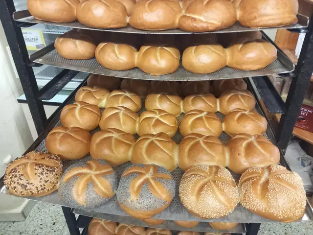 Bei der Bäckerei Dullnig wird noch täglich von Hand gebacken. | Foto: Dullnig