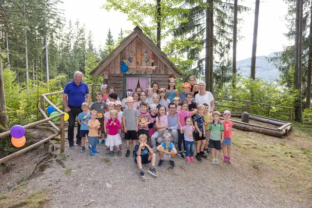 Gruppenbild zum Abschluss: der Sommer war schön und lustig. | Foto: Martin Meieregger