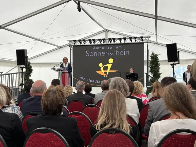 Johanna Mikl-Leitner bei ihrer Rede. | Foto: Tanja Handlfinger