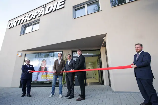 Gestern Abend war es soweit - Der Standort wurde feierlich eingeweiht. | Foto: Bernhard Kerezsi