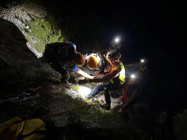 Die Bergrettung Villach rückte mit zehn Bergrettern aus. | Foto: Bergrettung Villach