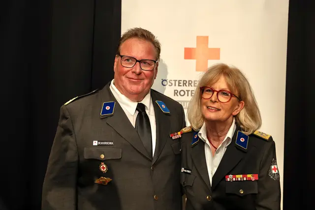 Werner Krischka übernimmt das Präsidentenamt von Friederike Pirringer. | Foto: Rotes Kreuz Burgenland