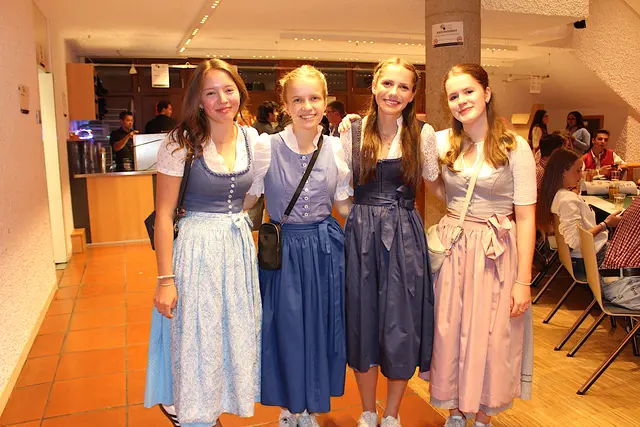 Helena, Linda, Valentina und Laura