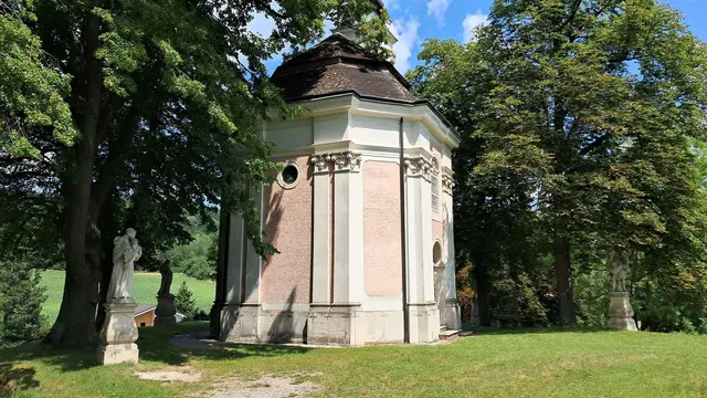 Sie wurde 1885 teils abgetragen und durch den Architekten Dominik Avanzo originalgetreu wiederhergestellt. | Foto: © Silvia Plischek