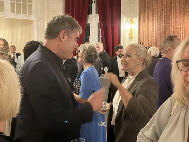 Paul Gessel (NÖKU) im Gespräch mit Verena Scheitz | Foto: Stockmann