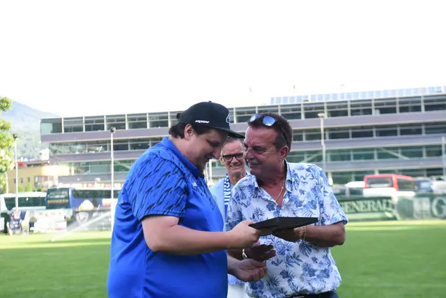 Trainer Thomas Kofler und Obmann Herbert Lener bei der 60-Jahr Feier der Generali Union Innsbruck. | Foto: zeitungsfoto.at